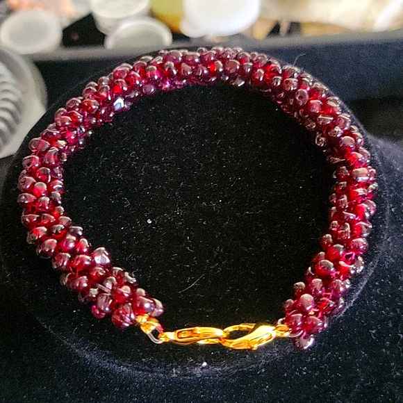 Handcrafted Genuine amethyst beaded bracelet - Picture 1 of 5